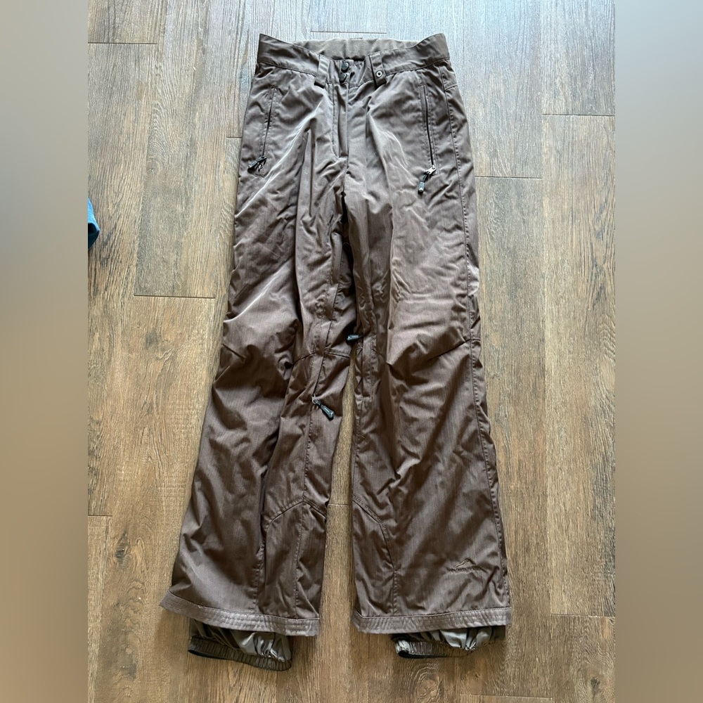 Size small women’s Polar Edge Gold Series Alymosa brown ski pants.
